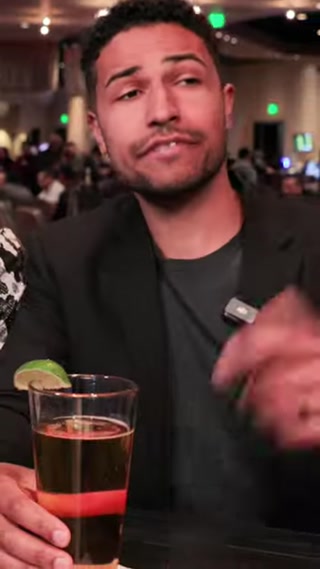 Creative: 08d8ae356230a7aa6542a5fcdad6dfa4