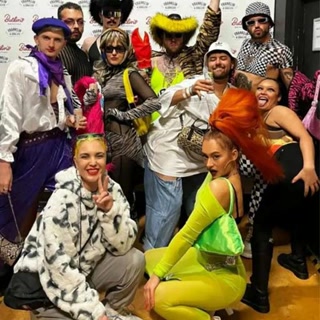 Creative: 164837a323376bad40907249df499066