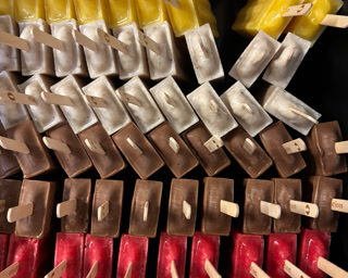 Creative: 185462a2aa5b3a6c4d658b02626e6b40