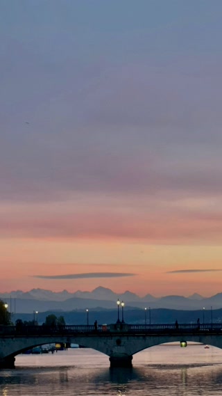 Creative: 216504636b9b940246d12d909ecf1a63