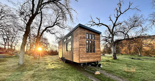 Creative: 30a119b3af331669c6a21150964f929a