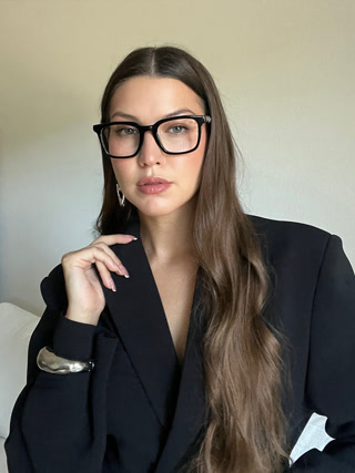 Creative: 398d1521762900629a2c7bdc87571c1e