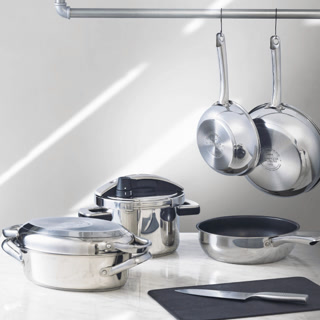 Creative: 4346a17eb04306b4a750b71feadbe38d