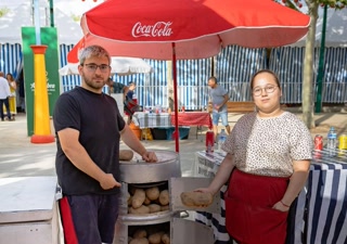 Creative: 43caf4ec886a076e081fc42bbcc4607d