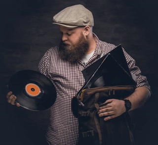 Creative: 4b3745cbf7eef2db69d7555814d0668a