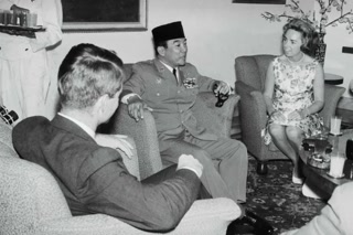 Creative: 5050af32aa3acd4d545f01baf7a88209