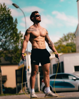 Creative: 508cbf9178e96527b02a6f341efa1a36