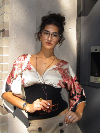 Creative: 5968eb874975cb1d8659217d46c31150