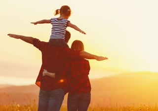 Creative: 59e70ce0014aea073bce4074bc0da955