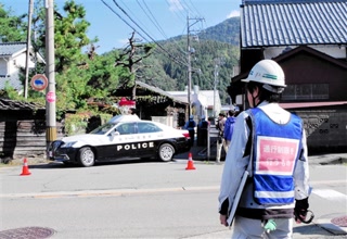 Creative: 5c97a23f97d2d5e2ef1af4819b61b898