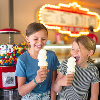 Creative: 5d5ddaffadf48e7c80b411296956d190