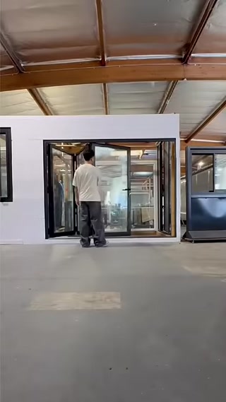 Creative: 5d6296e7e10f1700c1b764a87586596d