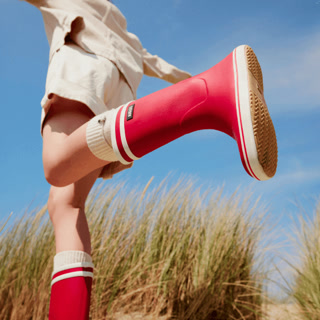 74e7d9a74133e7fec72be160d8a65926