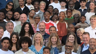 Creative: 8b91f54f82b0cfbe7ab39c8f75b30d46