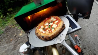 Creative: 9b5f74ee40bb1e94a6d633d2b87b3edf