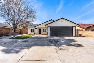 Creative: 9b8a54dc218a049e4e104a7eb805a8f1