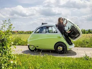 Creative: a4d65cb04ad9648da8436e171a0a70b5