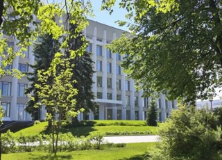 Creative: b196216f89481a1f996a2fc9c715e1b0