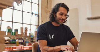 Creative: b20a1e94e4721e842a67f382b2f32ffa