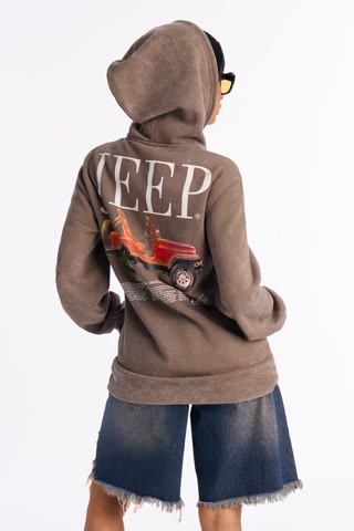 Creative: cd7f85825cf4b69286f845effddbef67