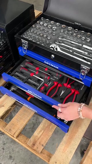 Creative: d0ec8dc8ca1c43561bc9830a774f3cb7