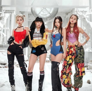 Creative: e9b341c8509272d2534c38707993da4f