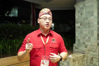 ecc35fb12acc5fd6b5b574d22d8f4a01