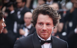 Creative: f4ff9ddcc25fe40575d4c93ecbe17804