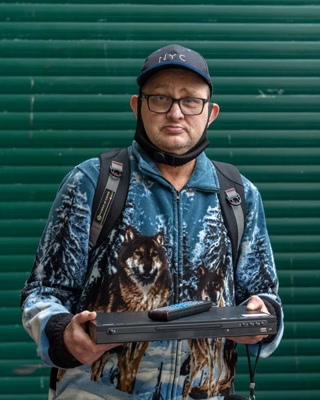 Creative: f7aa27c7de3738af3981292bf9080755